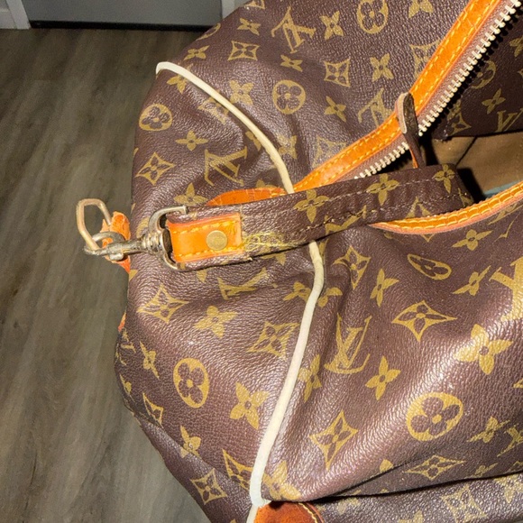 Louis Vutton Keepall Duffle - Picture 15 of 16